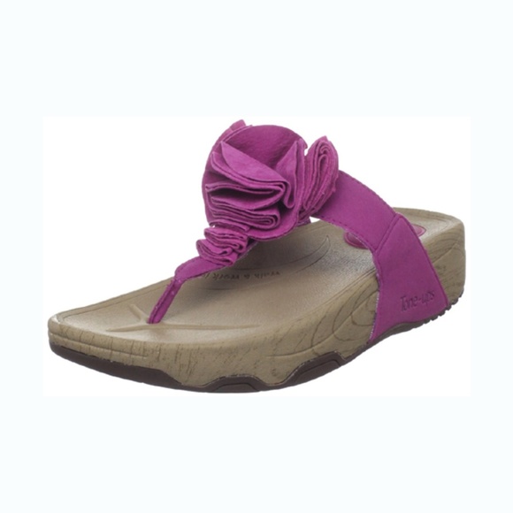 skechers tone up sandals